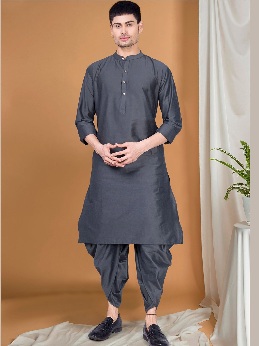 

SHIWAM ETHNIX Mandarin Collar Cuffed Sleeves Straight Kurta With Dhoti Pant, Grey