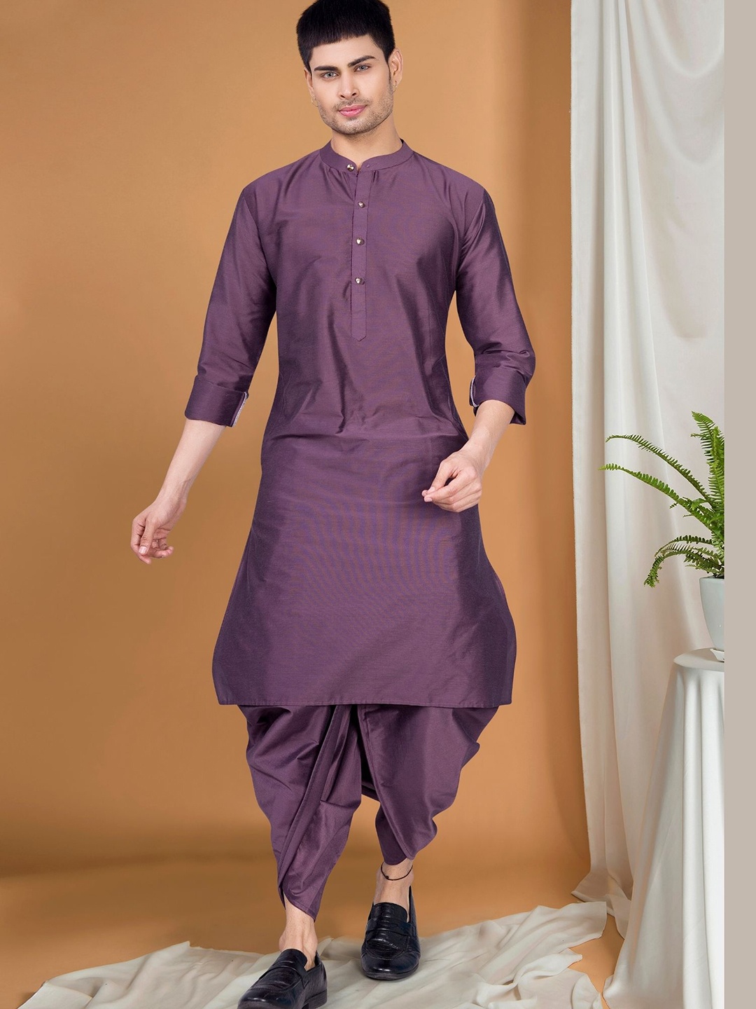 

SHIWAM ETHNIX Mandarin Collar Cuffed Sleeves Straight Kurta With Dhoti Pant, Purple