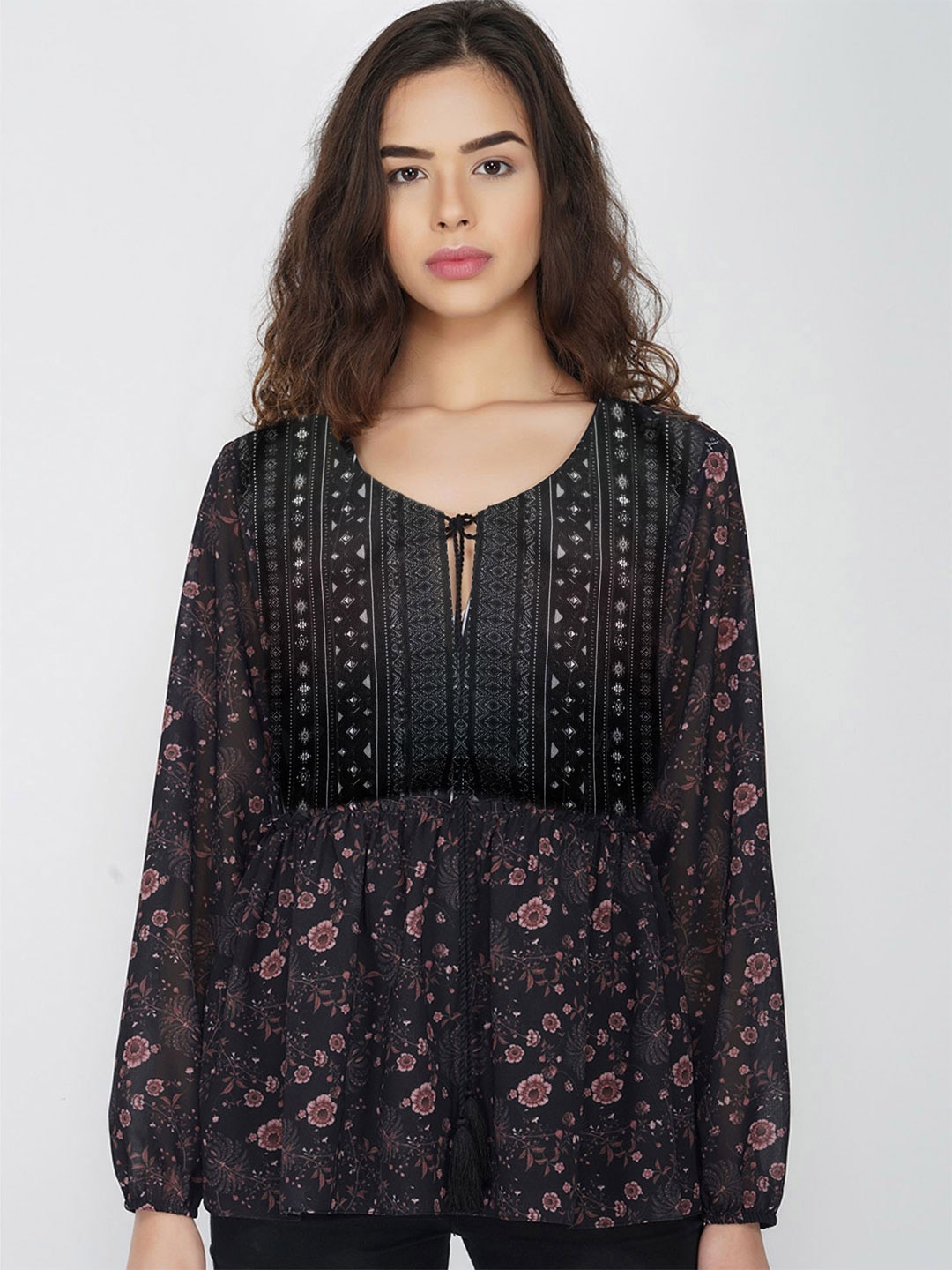 

SHAYE Geometric Printed Keyhole Neck Knitted Top, Black