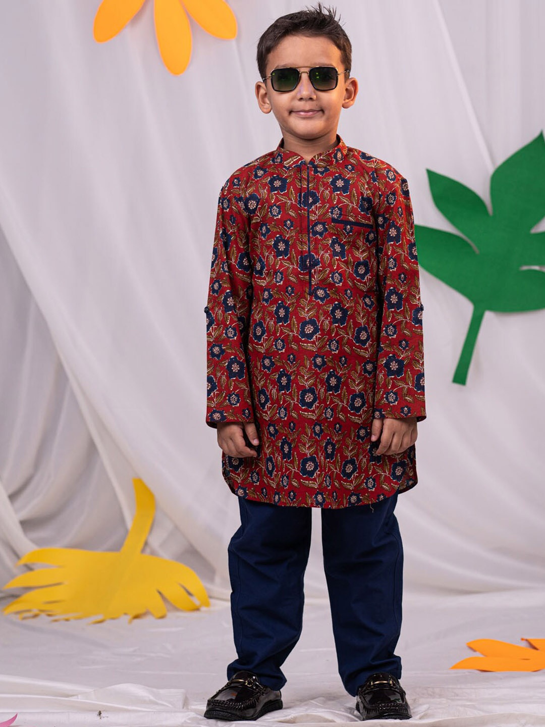 

VASTRAMAY Boys Ethnic Motifs Printed Regular Pure Cotton Kurta with Pyjamas, Rust