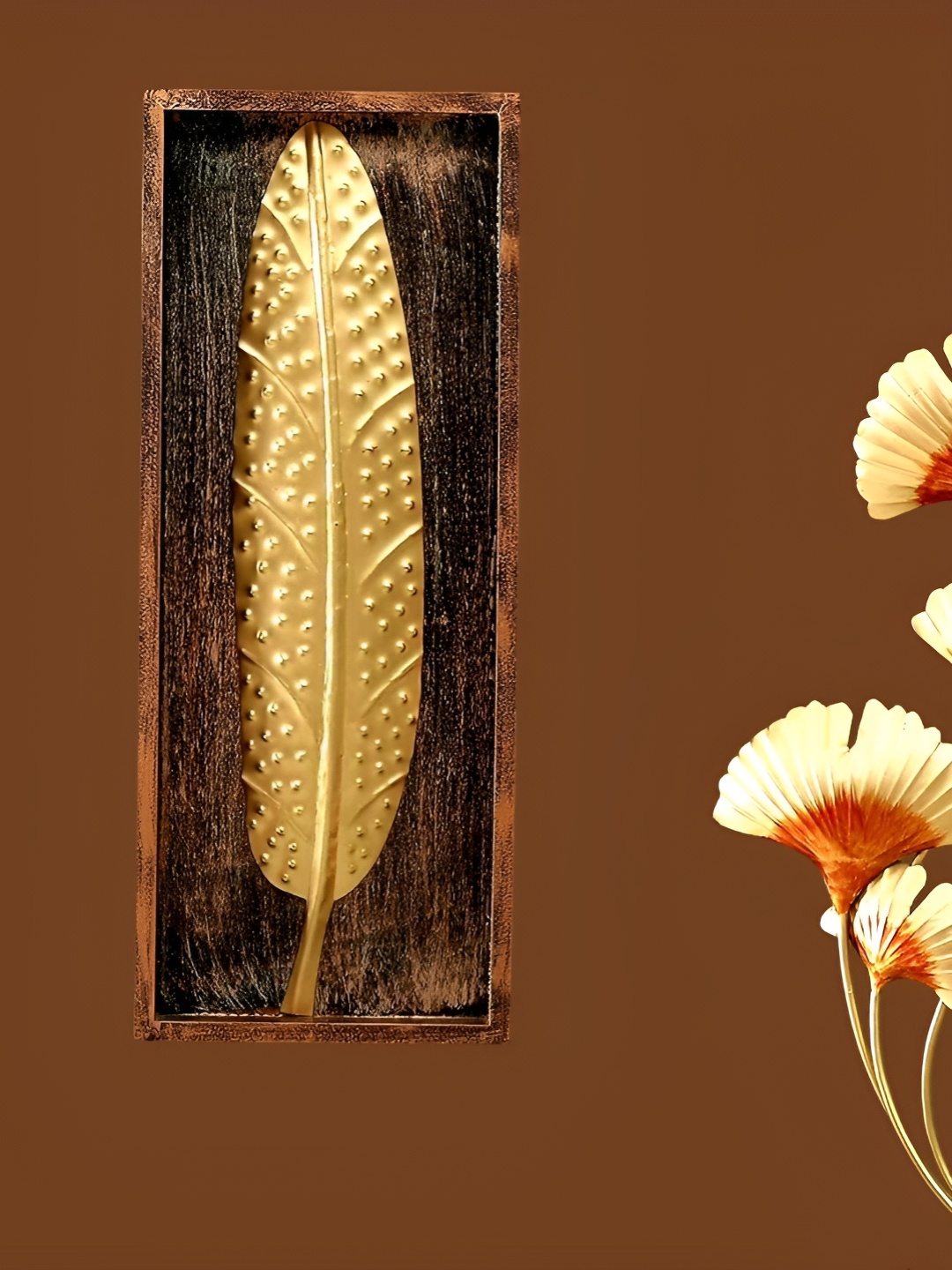 

RSN Gold Toned & Brown Textured Half Leaf Design Metal Wall Hangings
