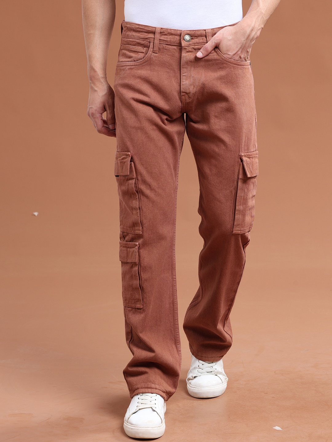 

VUDU Men Mid-Rise Comfort Cotton Cargos Jeans, Brown