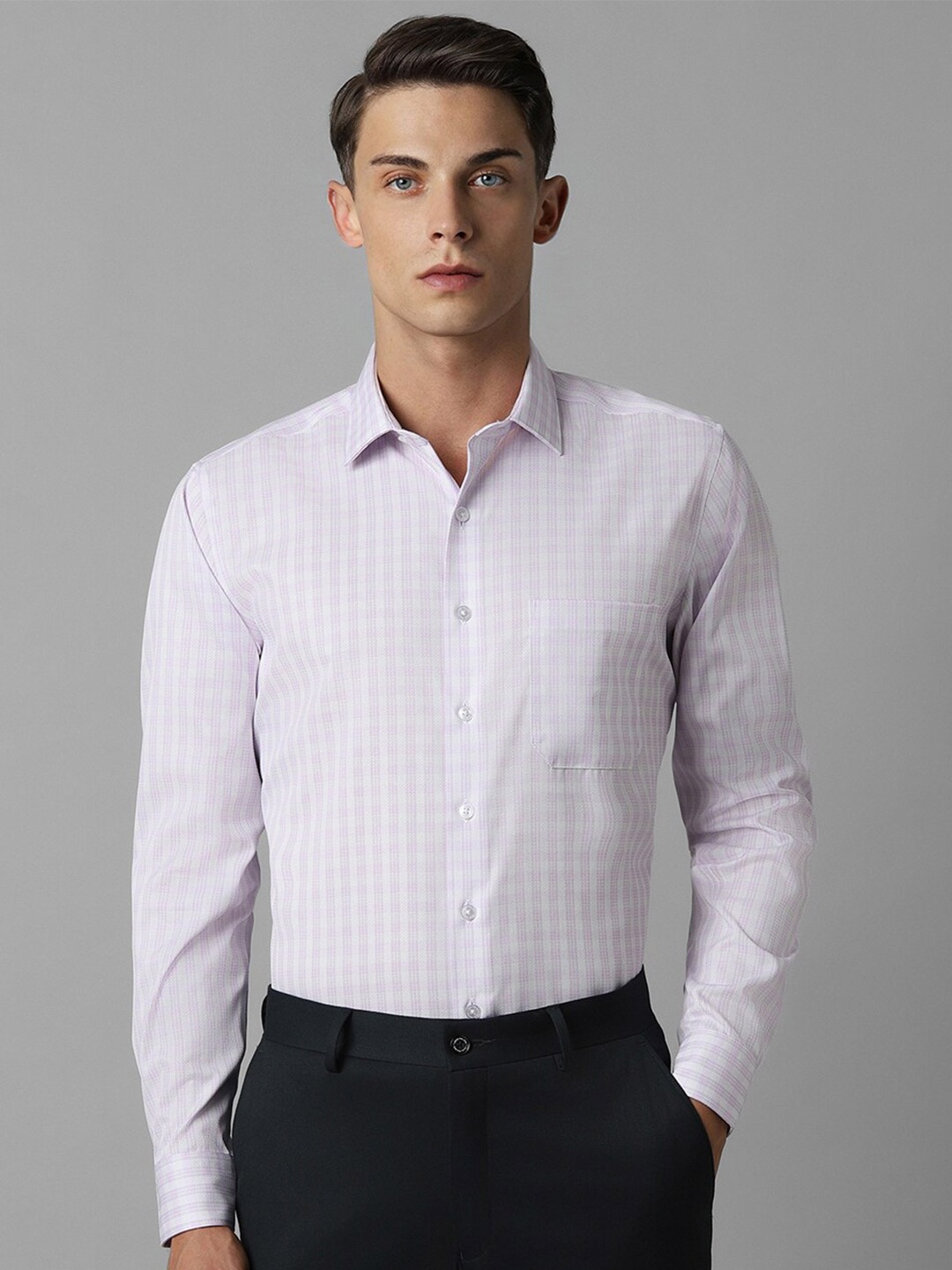 

Louis Philippe Checked Spread Collar Long Sleeves Slim Fit Cotton Formal Shirt, Purple