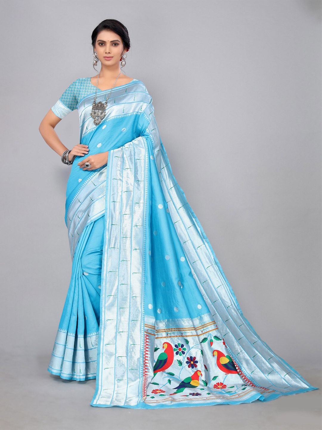 

DIVASTRI Ethnic Woven Design Zari Paithani Saree, Blue