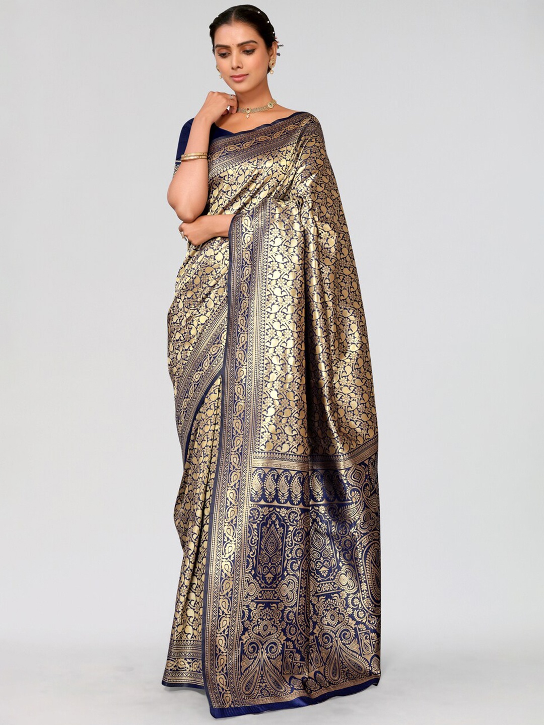 

DIVASTRI Ethnic Motifs Woven Design Zari Banarasi Saree, Navy blue