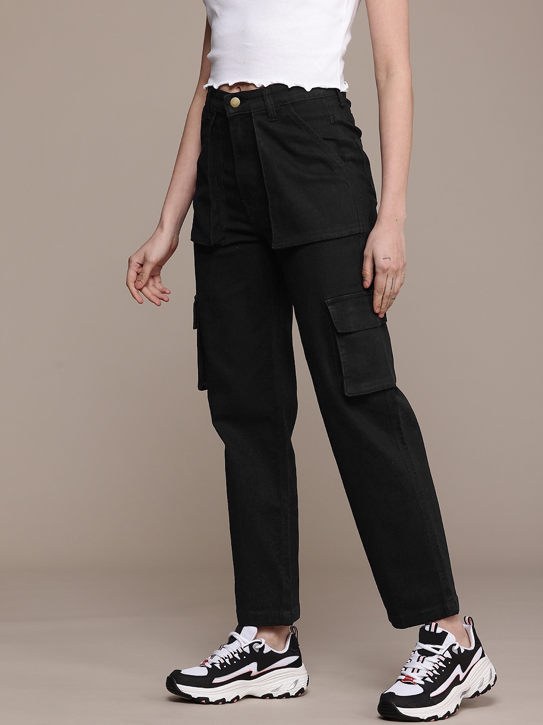 

Roadster Loose Fit High-Rise Cargos, Black