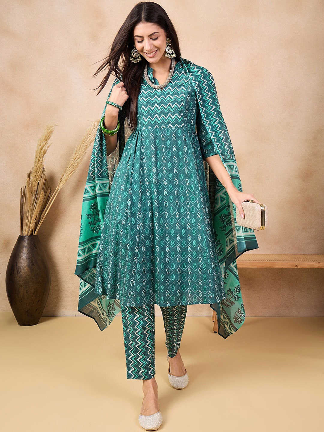 

Anouk Ethnic Motifs Printed Pure Cotton Kurta & Trousers With Dupatta, Teal