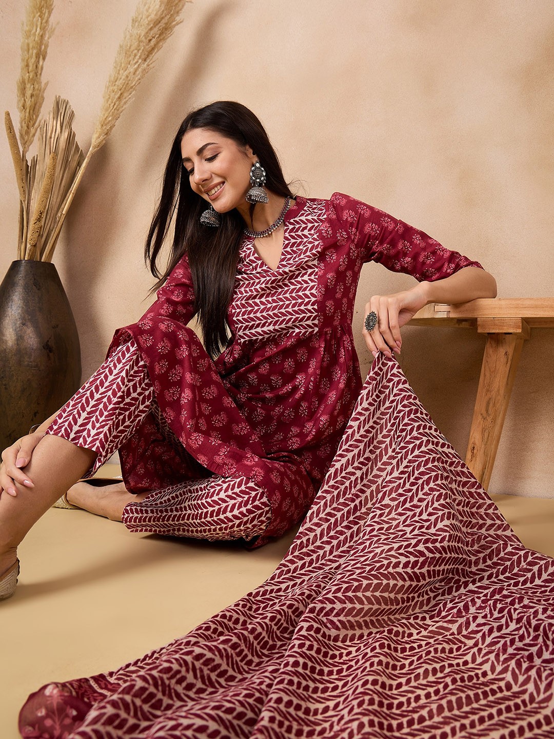 

Anouk Burgundy Floral Printed Band Collar A-Line Pure Cotton Kurta with Trousers & Dupatta