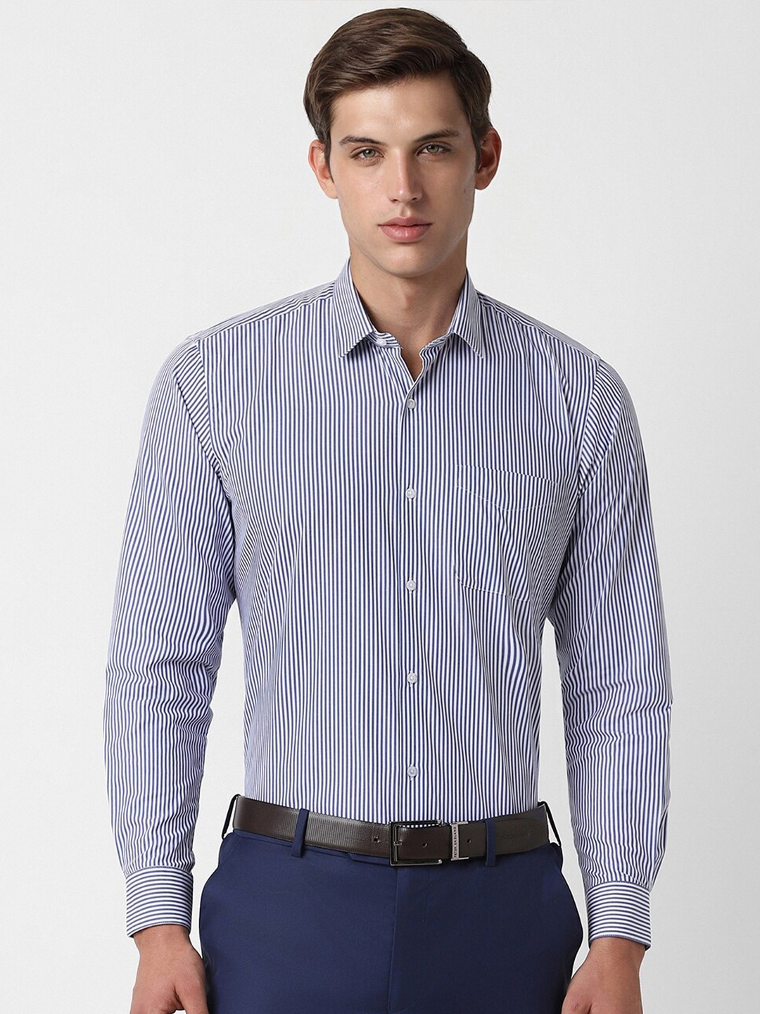 

Peter England Vertical Striped Spread Collar Formal Shirt, Blue