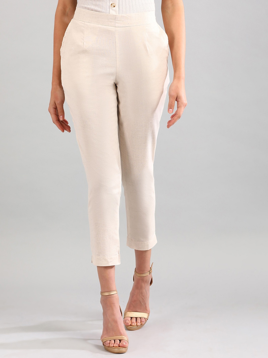 

elleven Women Mid-Rise Cropped Trouser, Off white