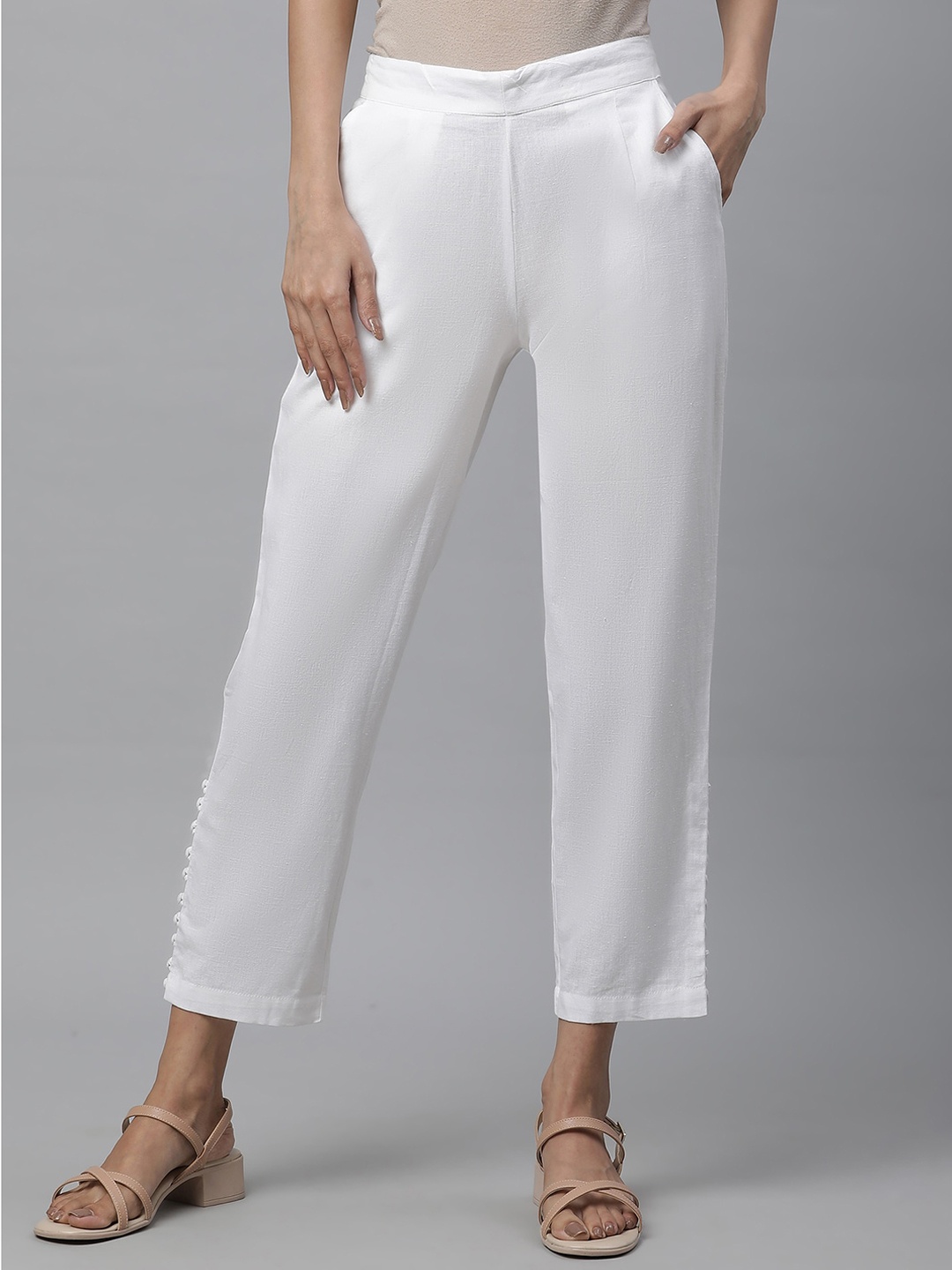 

elleven Women Slim Fit Mid-Rise Cropped Trouser, White