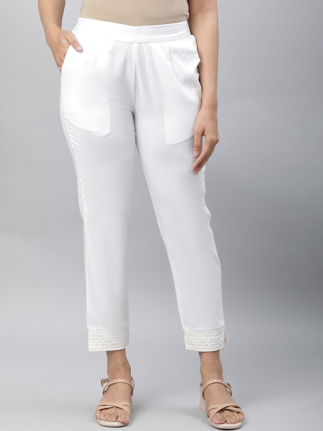 

elleven Women Slim Fit Mid-Rise Cropped Cigarette Trouser, White