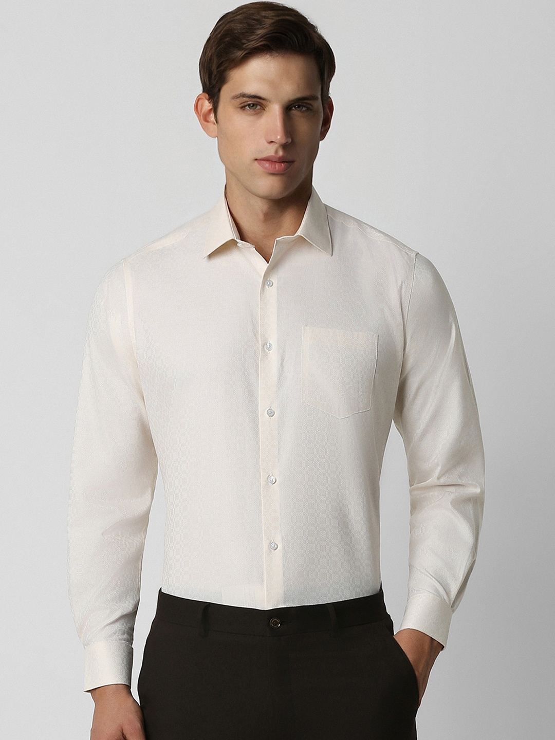 

Van Heusen Spread Collar Cotton Formal Shirt, Cream