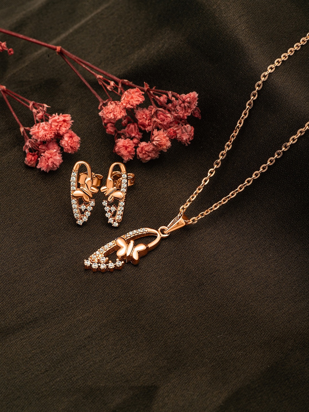 

SILBERRY 925 Sterling Silver Rose Gold Plated Cubic Zirconia Studded Pendant And Earrings