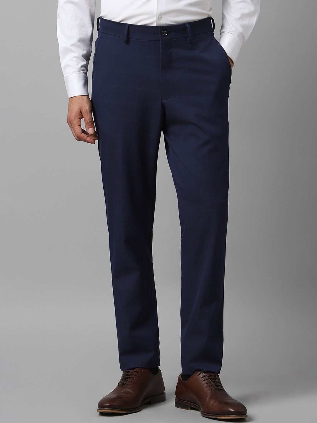 

Louis Philippe Men Slim Fit Mid Rise Formal Trousers, Navy blue