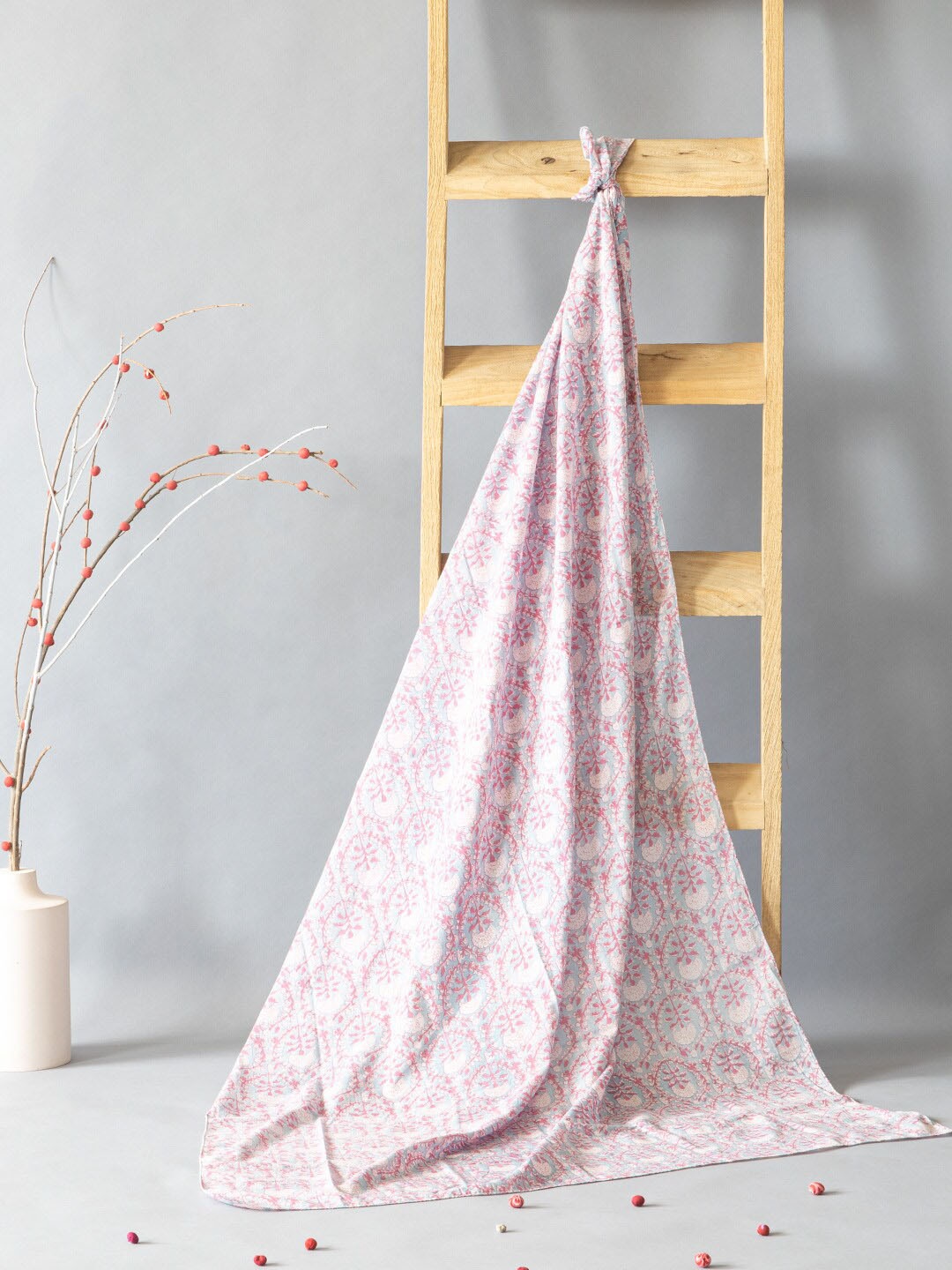 

Contrast Living Ethnic Motif Printed Pure Cotton Scarf, Pink