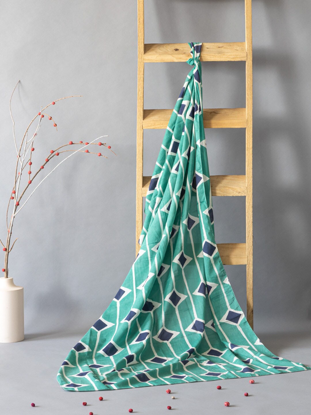 

Contrast Living Geometric Printed Pure Cotton Scarf, Green