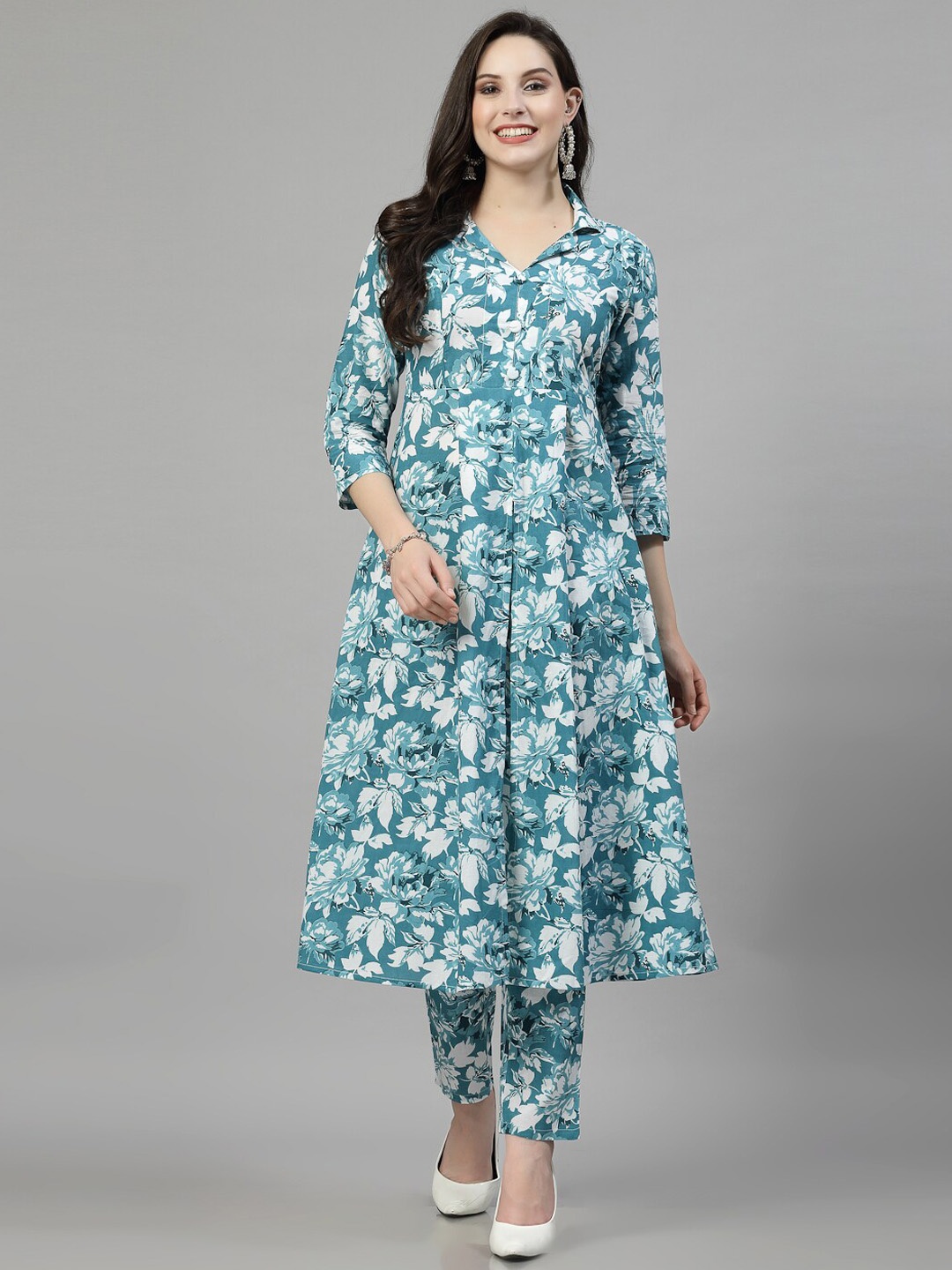 

SkyaSia Floral Printed Regular Pure Cotton Kurta with Trousers, Sea green