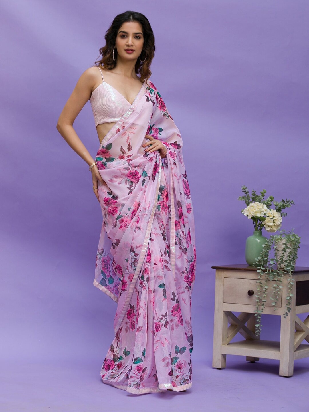 

Mitera Floral Printed Sequinned Silk Blend Saree, Pink