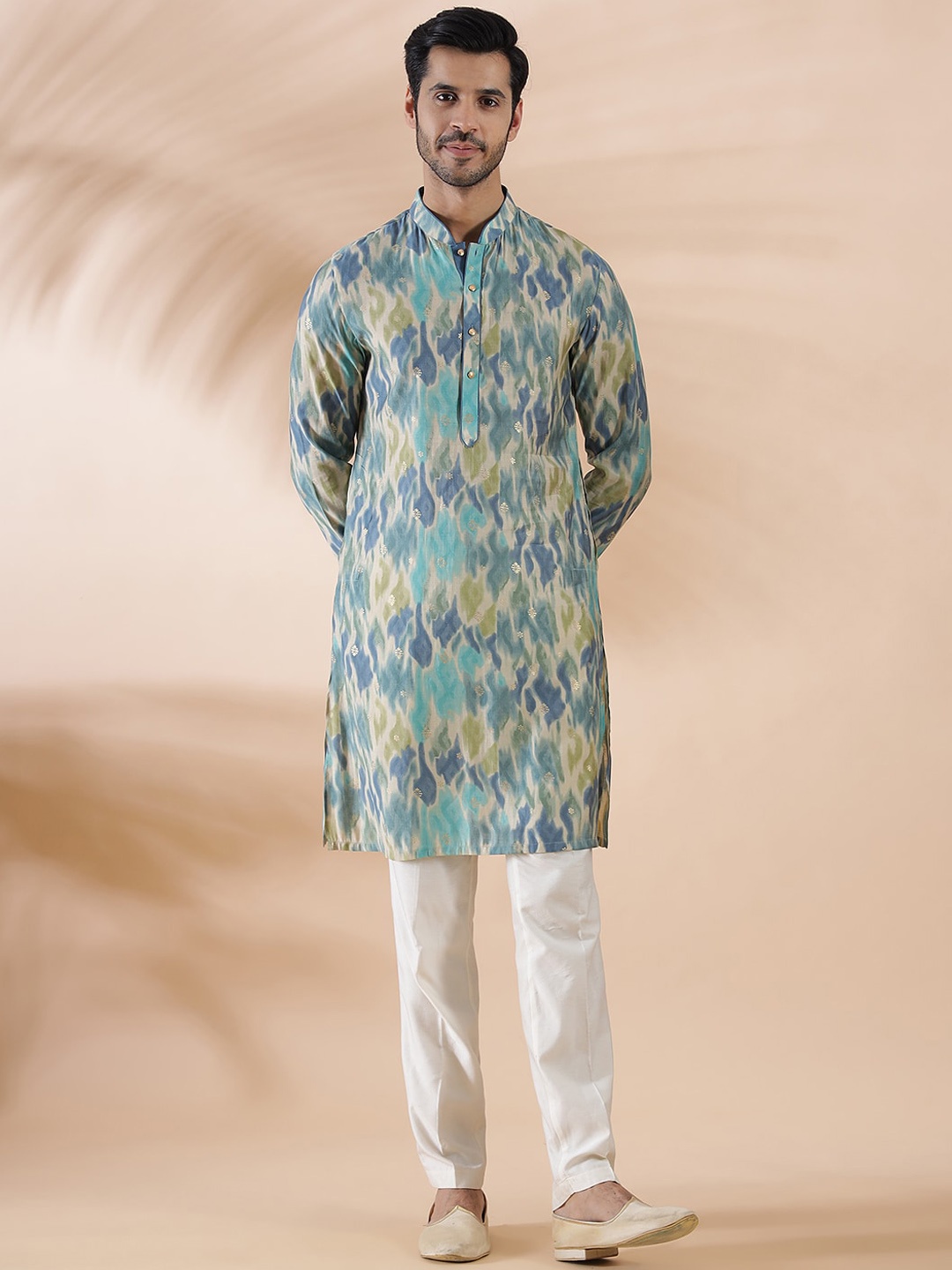 

THE KURTA COMPANY Abstract Printed Mandarin Collar Zari Straight Kurta, Blue