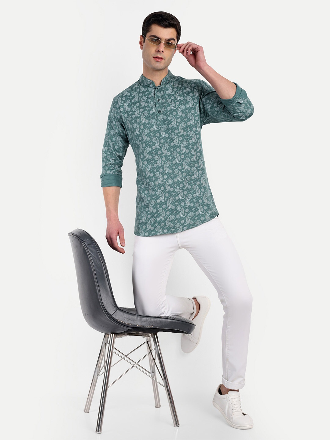 

S-LINE Classic Floral Printed Spread Collar Half Sleeve Casual Kurta Shirt, Green