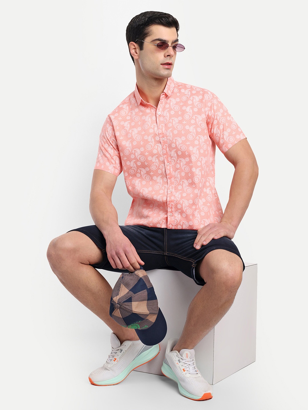 

S-LINE Classic Opaque Ethnic Motifs Printed Casual Shirt, Pink