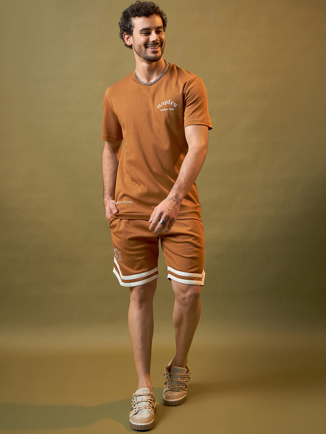 

EDRIO Men Mid-Rise Cotton Shorts, Brown
