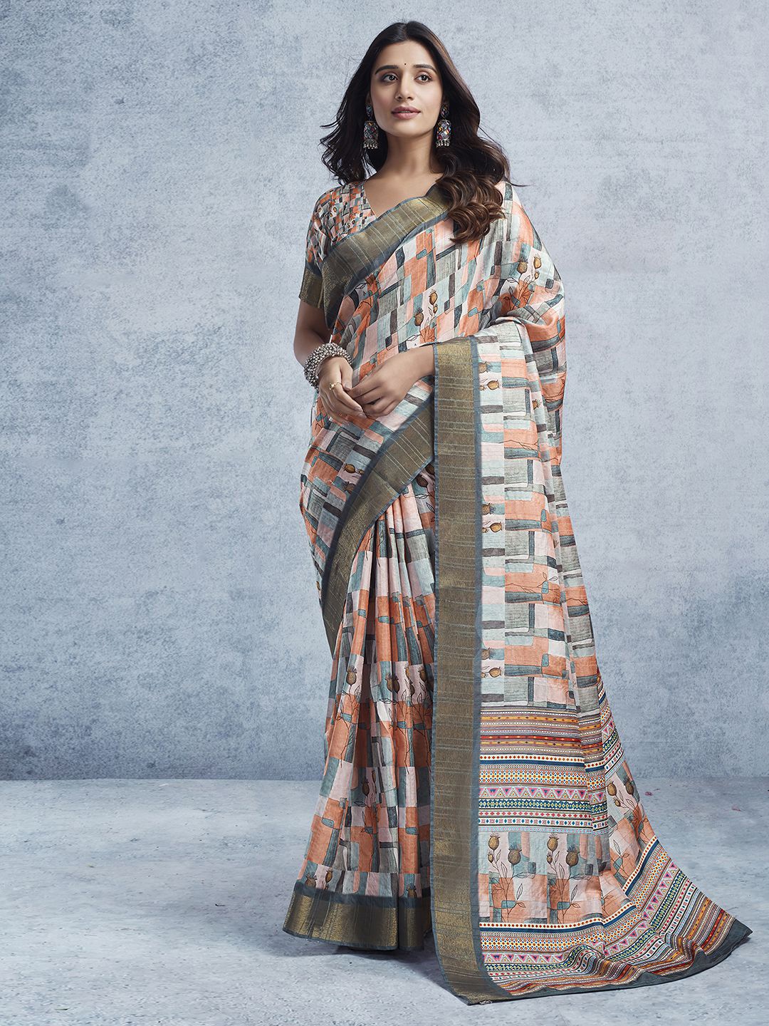 

Mitera Geometric Printed Zari Silk Blend Ikat Saree, Cream