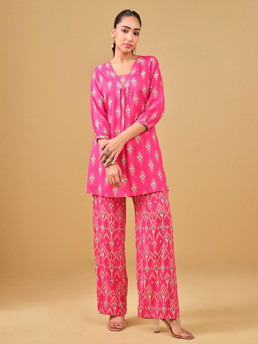 

Global Desi Printed V-Neck Tunic & Palazzo, Pink
