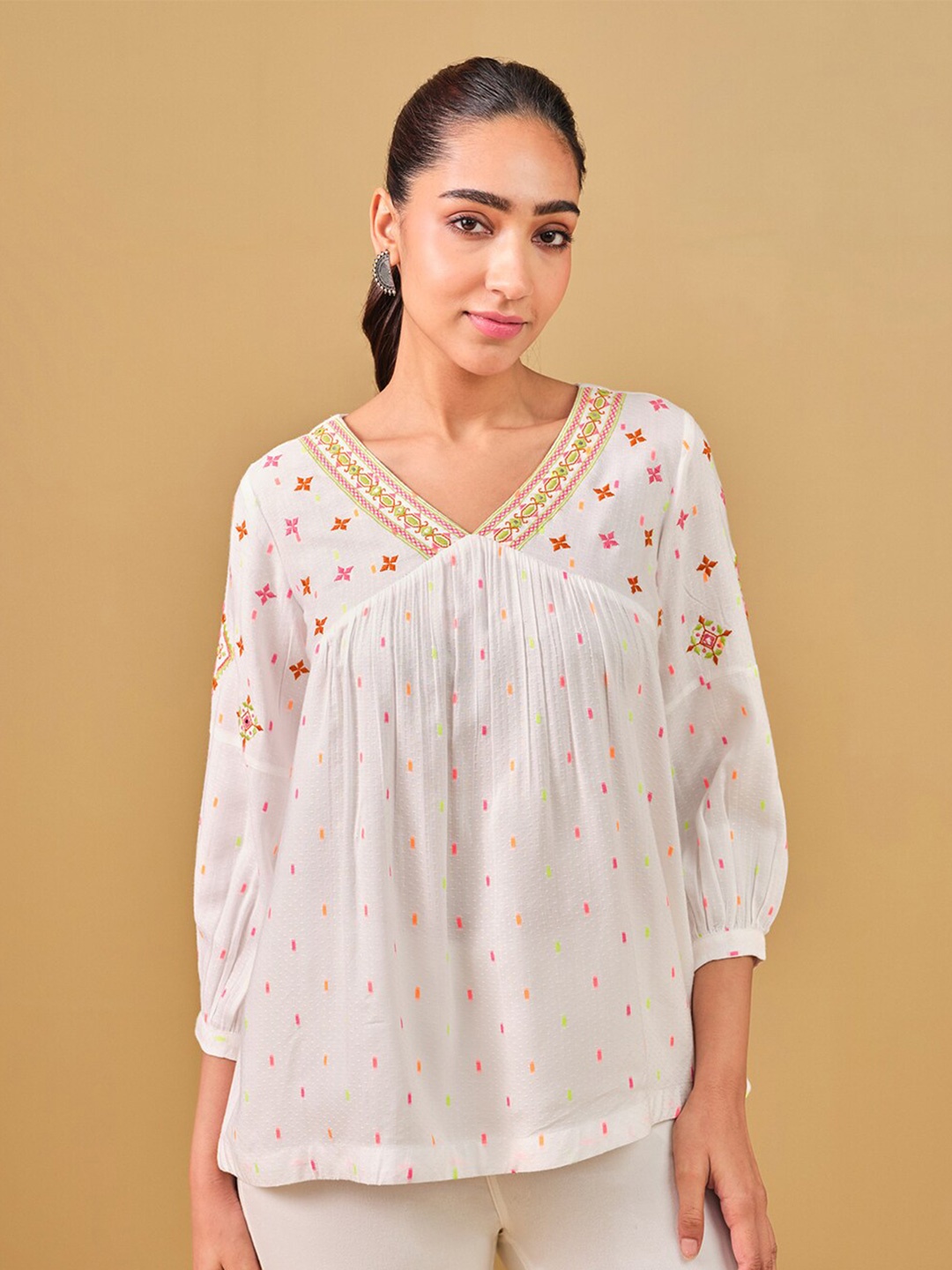 

Global Desi V-Neck Floral Printed Top, White