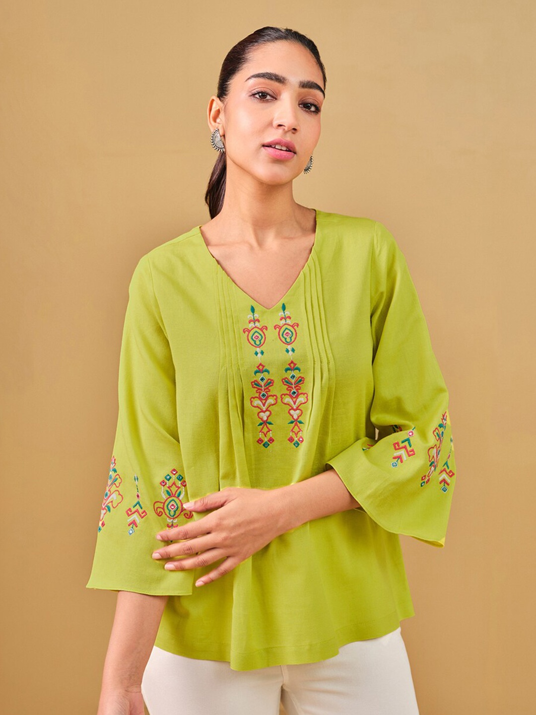 

Global Desi V-Neck Floral Printed Top, Yellow