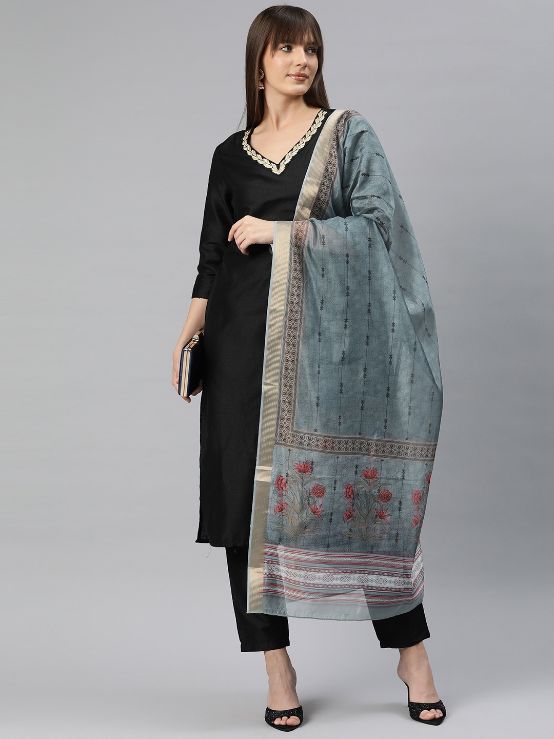 

Silk Land Printed Kalamkari Dupatta with Zari, Grey