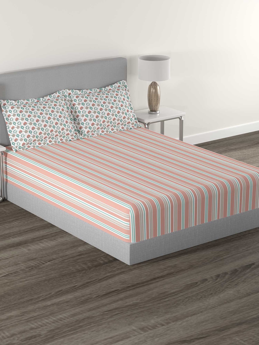 

TRIDENT Jasper Coral Flat 144TC Queen Cotton Bedsheet Set, Orange