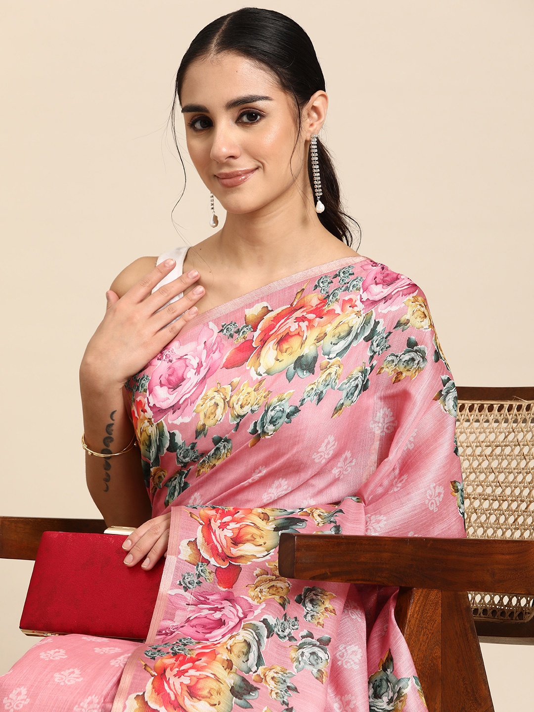 

Silk Land Floral Kanjeewaram Zari Silk Digital Print saree, Pink