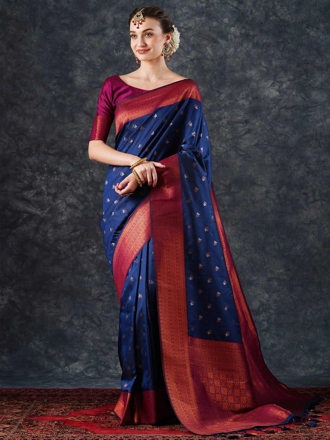 

Mitera Ethnic Motifs Woven Design Zari Silk Blend Banarasi Saree, Navy blue