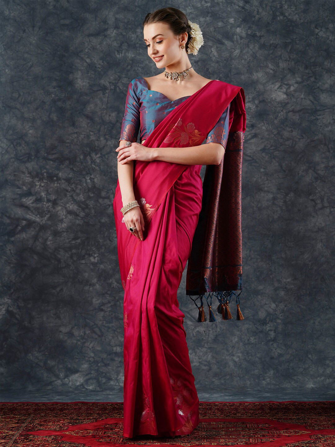 

Mitera Pink Floral Woven Design Zari Banarasi Saree