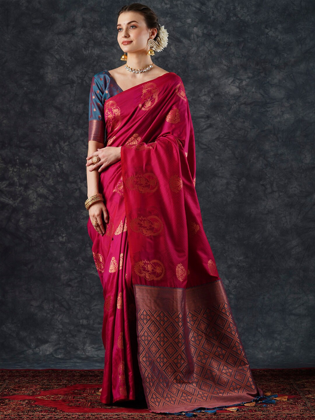 

Mitera Ethnic Motifs Woven Design Zari Banarasi Saree, Pink