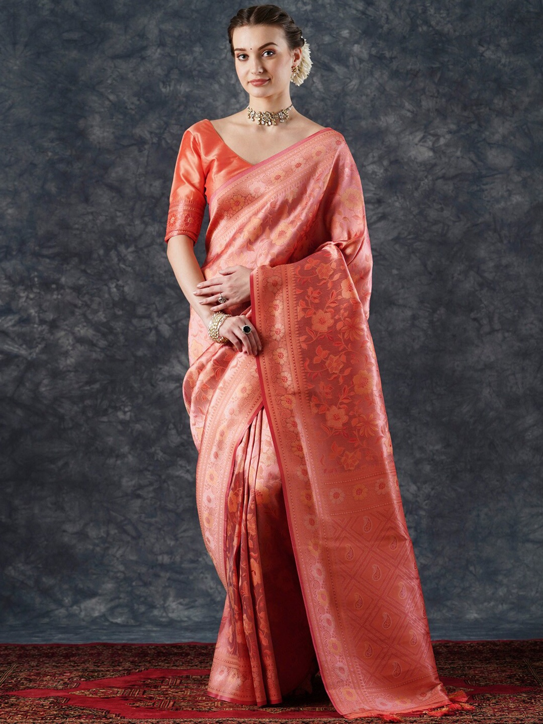 

Mitera Woven Design Zari Silk Blend Banarasi Saree, Peach