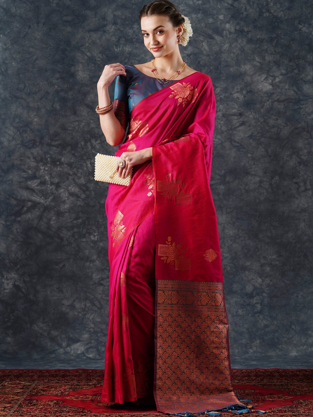 

Mitera Woven Design Zari Silk Blend Banarasi Saree, Pink