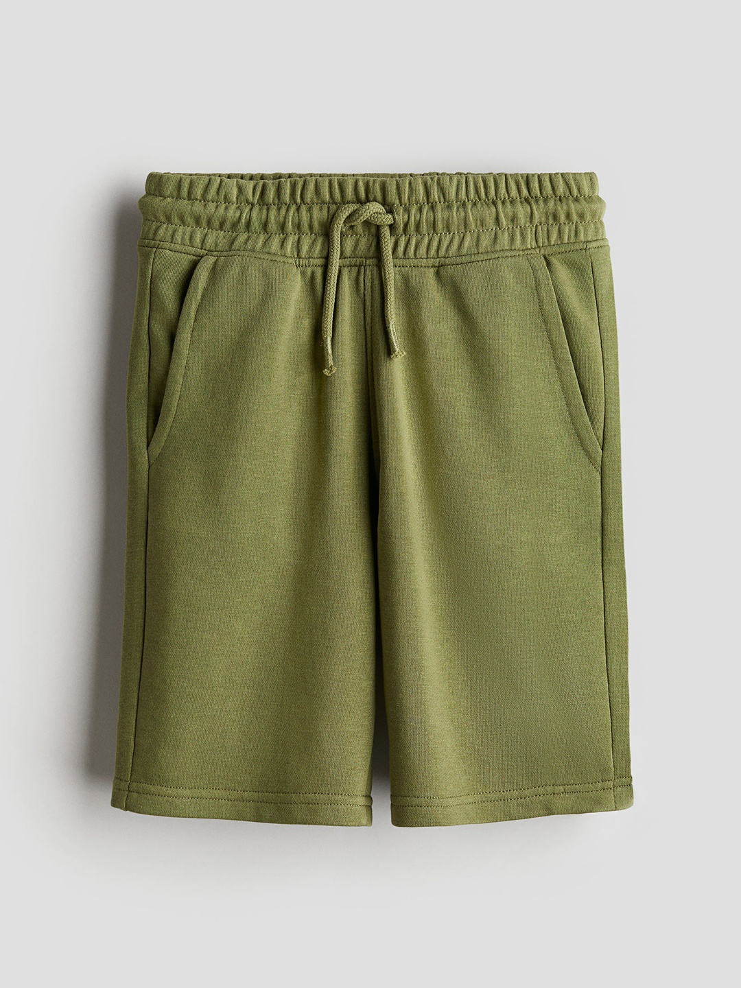 

H&M Boys Solid Shorts, Olive