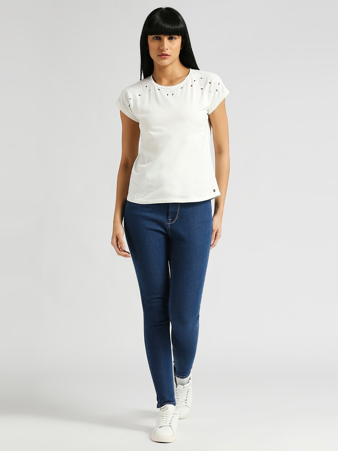 

Pepe Jeans Eyelet Embroidered Extended Sleeves Pure Cotton T-shirt, White