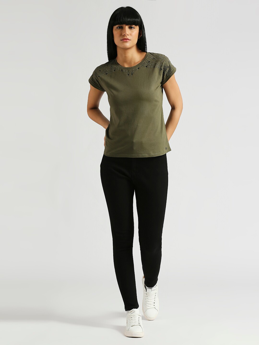 

Pepe Jeans Eyelet Embroidered Pure Cotton T-shirt, Green