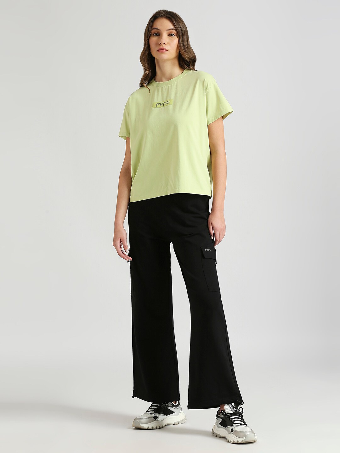 

Pepe Jeans Round Neck Drop-Shoulder Sleeves Relaxed T-shirt, Green