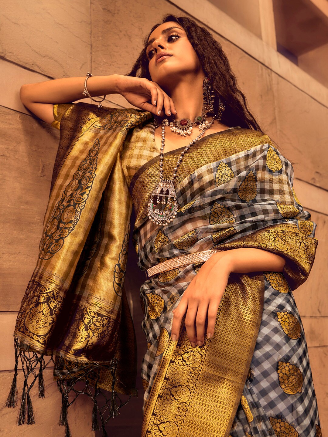 

Mitera Ethnic Motifs Woven Design Zari Organza Banarasi Saree, Grey