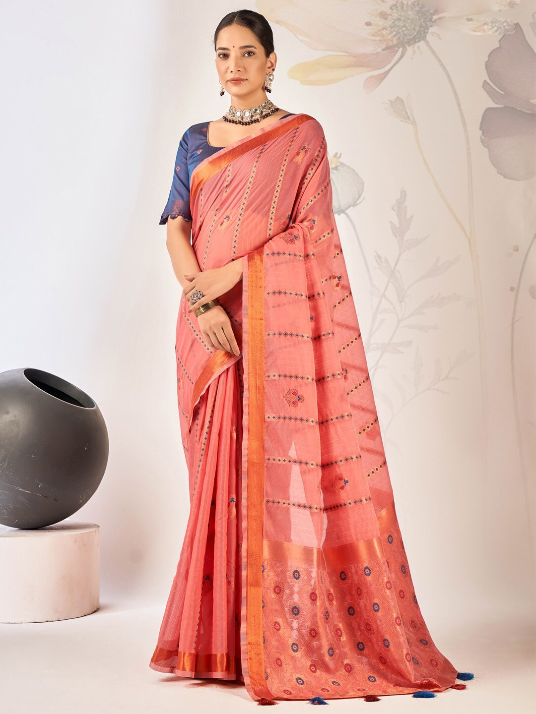 

Mitera Ethnic Motifs Woven Design Zari Banarasi Saree, Rose gold