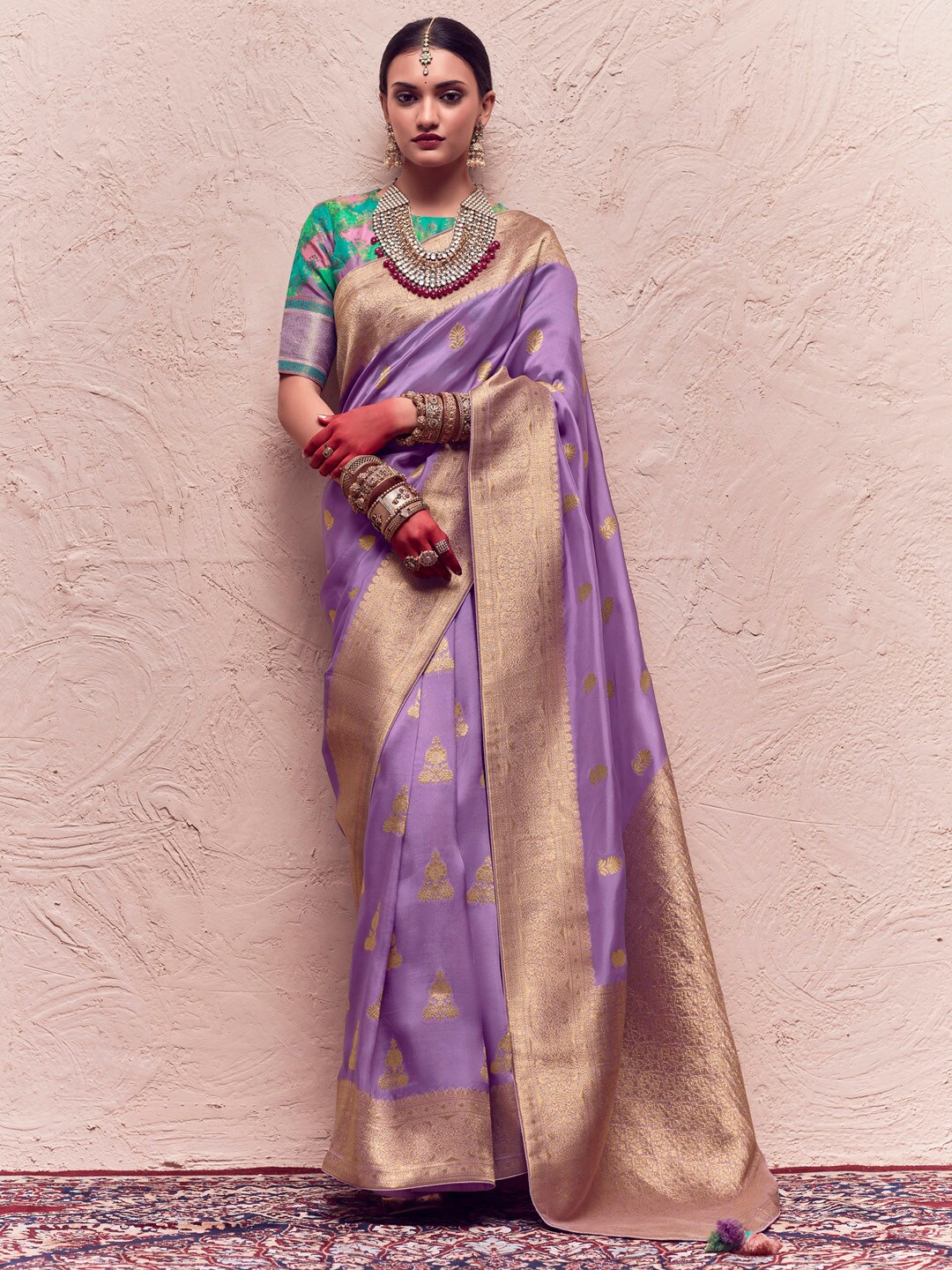 

Mitera Ethnic Motifs Woven Design Zari Banarasi Saree, Lavender