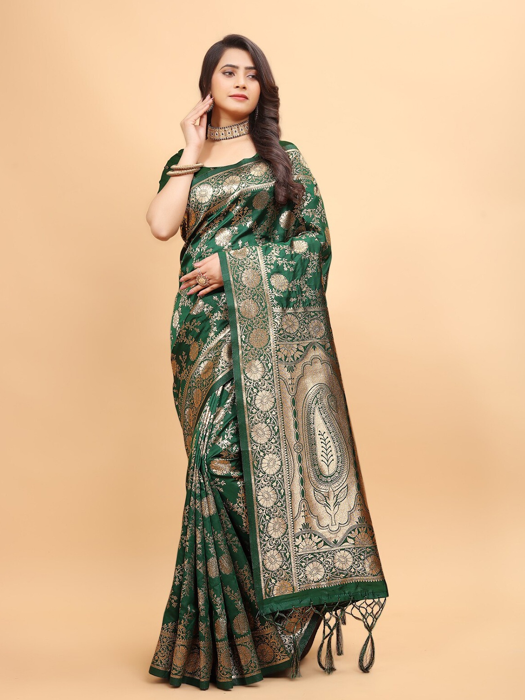 

DRIZOMIZ Ethnic Motifs Woven Design Zari Banarasi Saree, Green