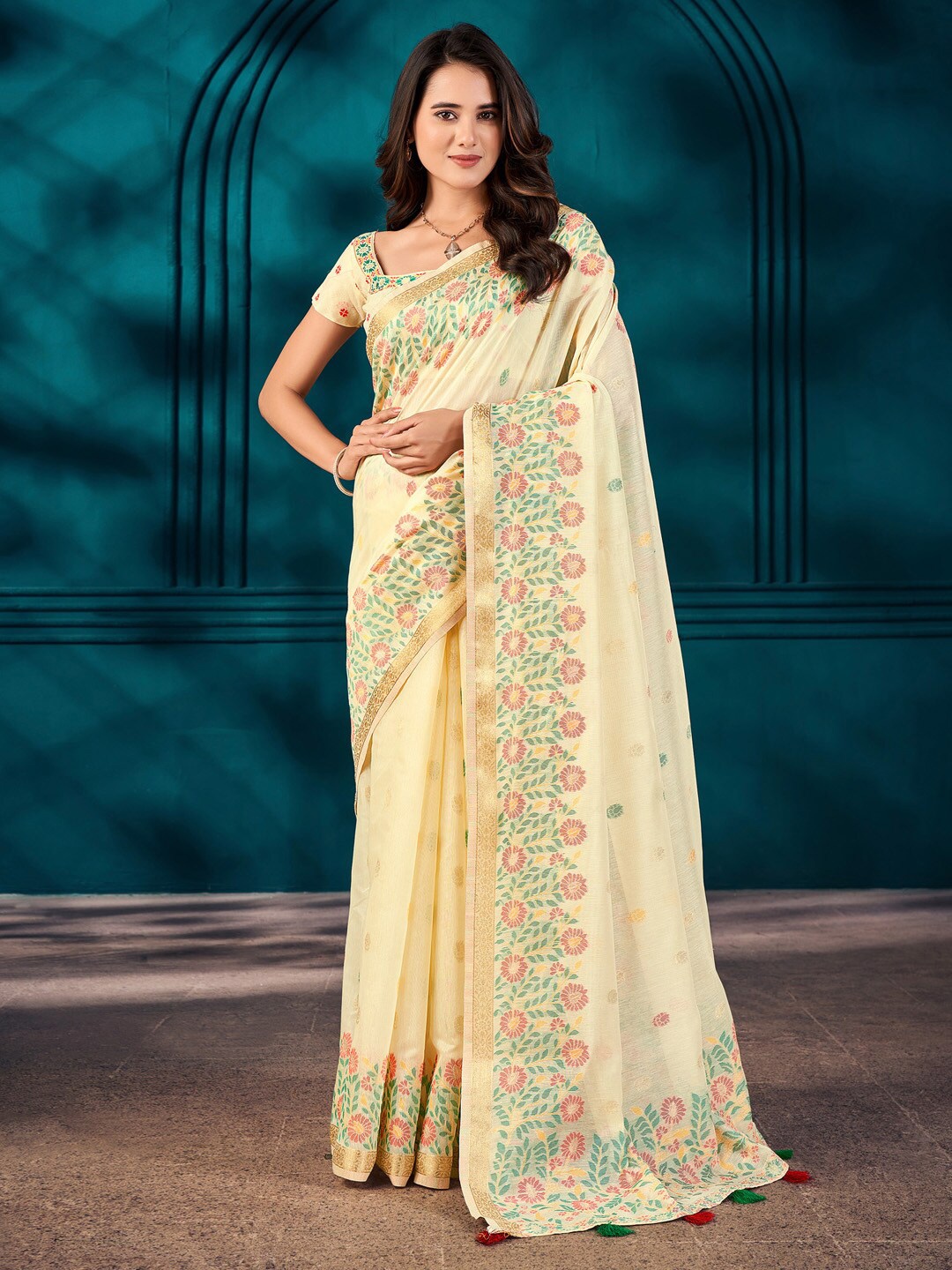 

Mitera Floral Woven Design Zari Banarasi Saree, Yellow