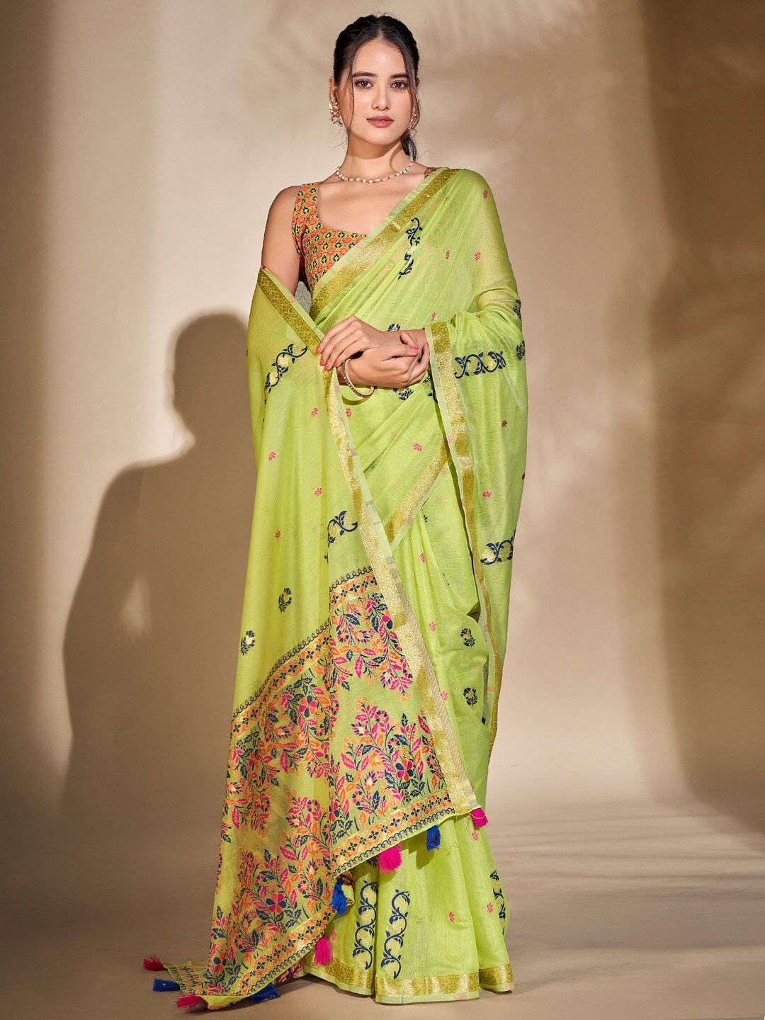 

Mitera Woven Design Zari Banarasi Saree, Green