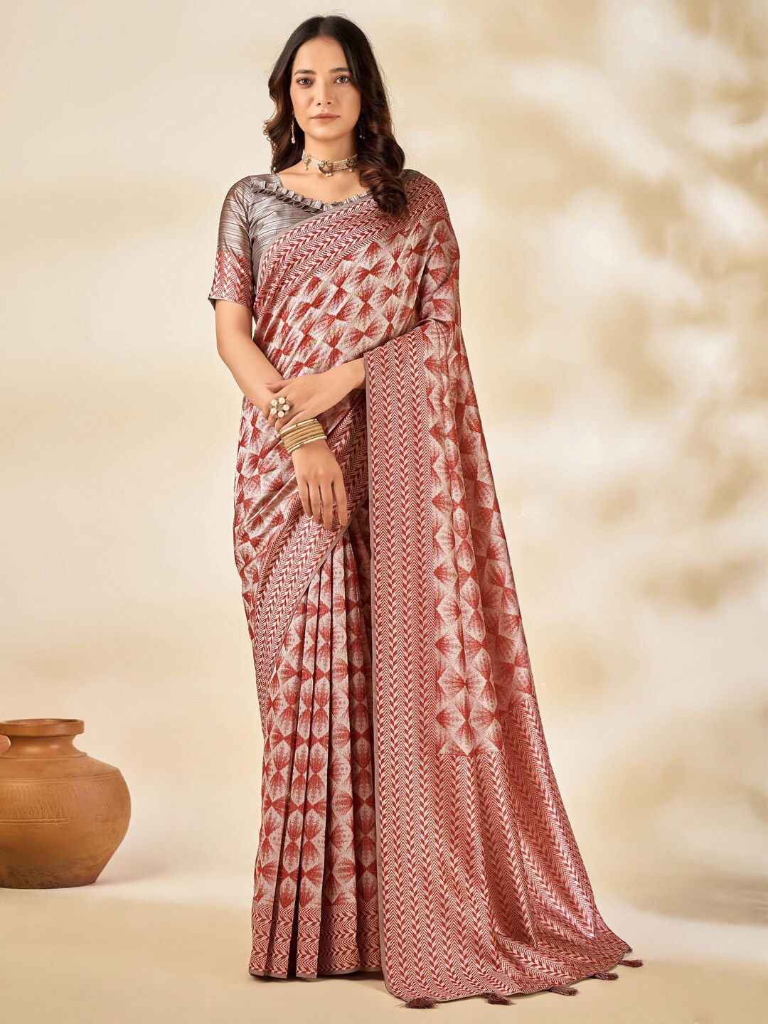 

Mitera Ethnic Motifs Woven Design Zari Cotton Blend Banarasi Saree, Metallic